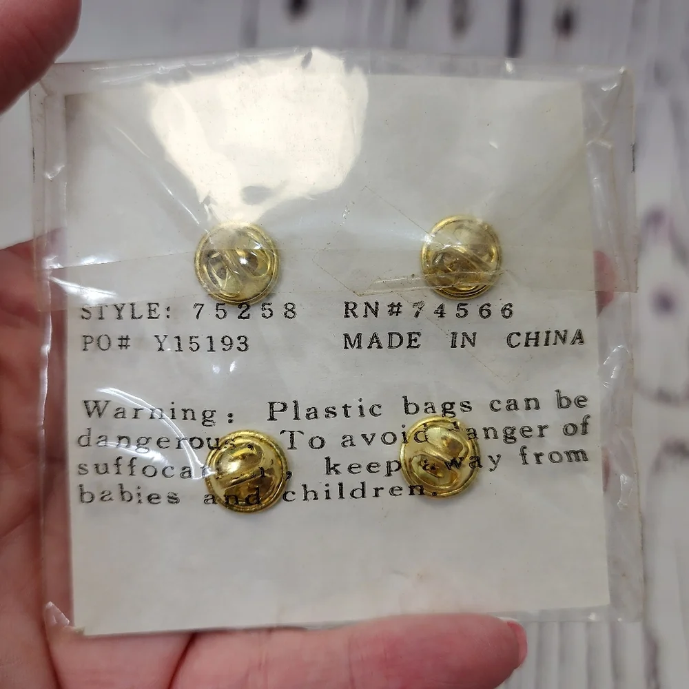 Assorted Park‎ Campground Pins
